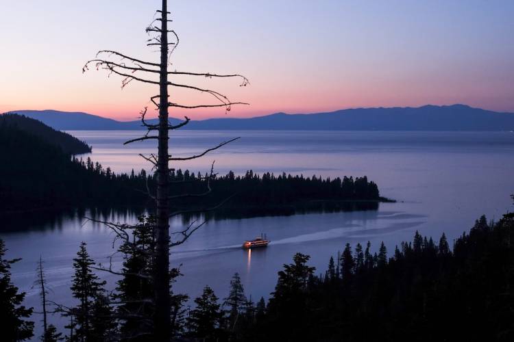 lake tahoe dinner cruise